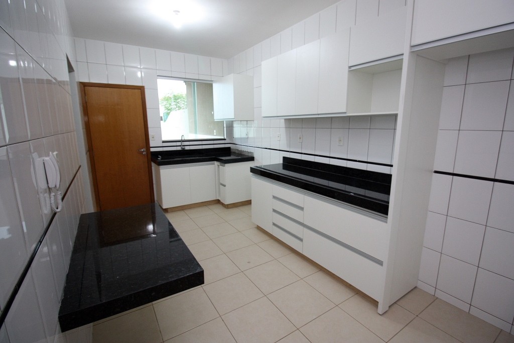 Casa para Aluguel 95 m² com 3 quartos