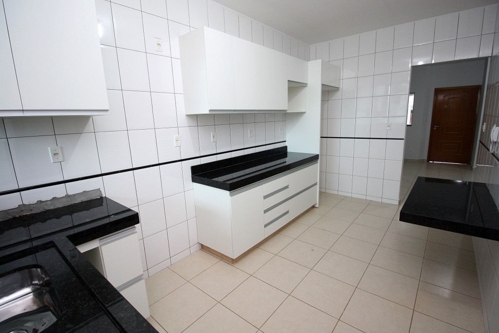 Casa para Aluguel 95 m² com 3 quartos