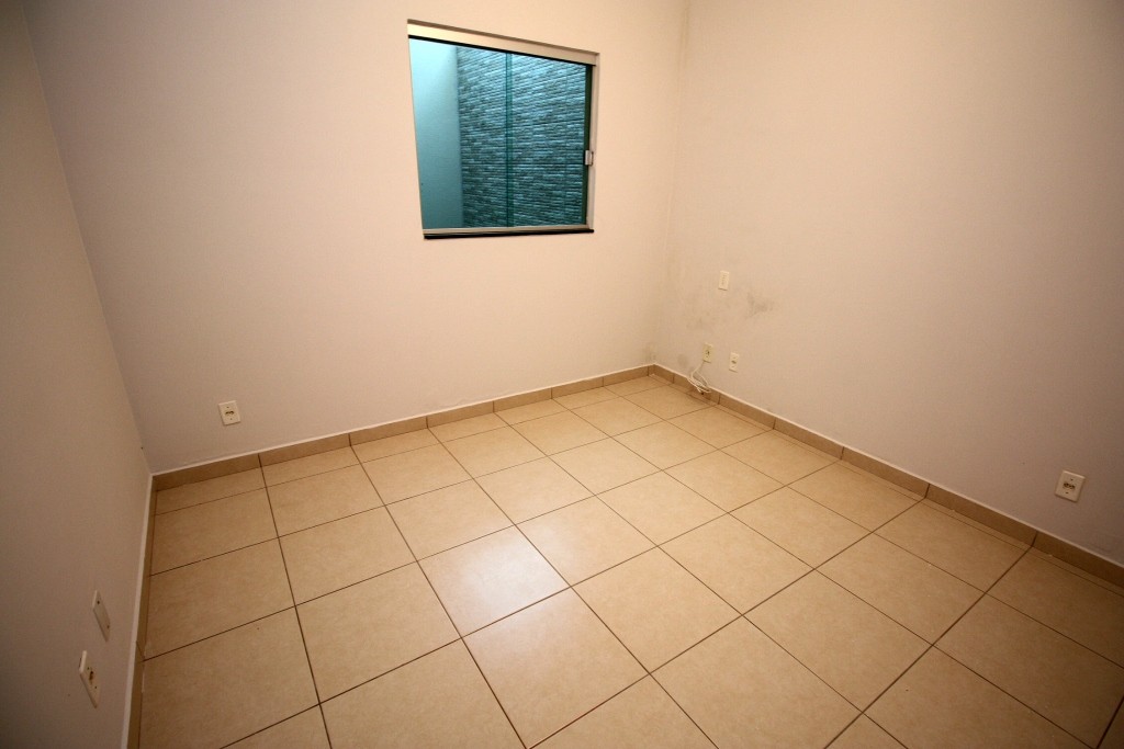 Casa para Aluguel 95 m² com 3 quartos