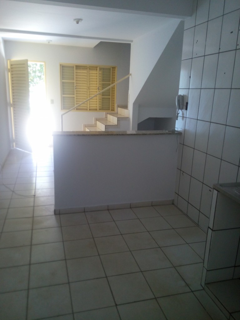 Casa para Aluguel 80 m² com 2 quartos