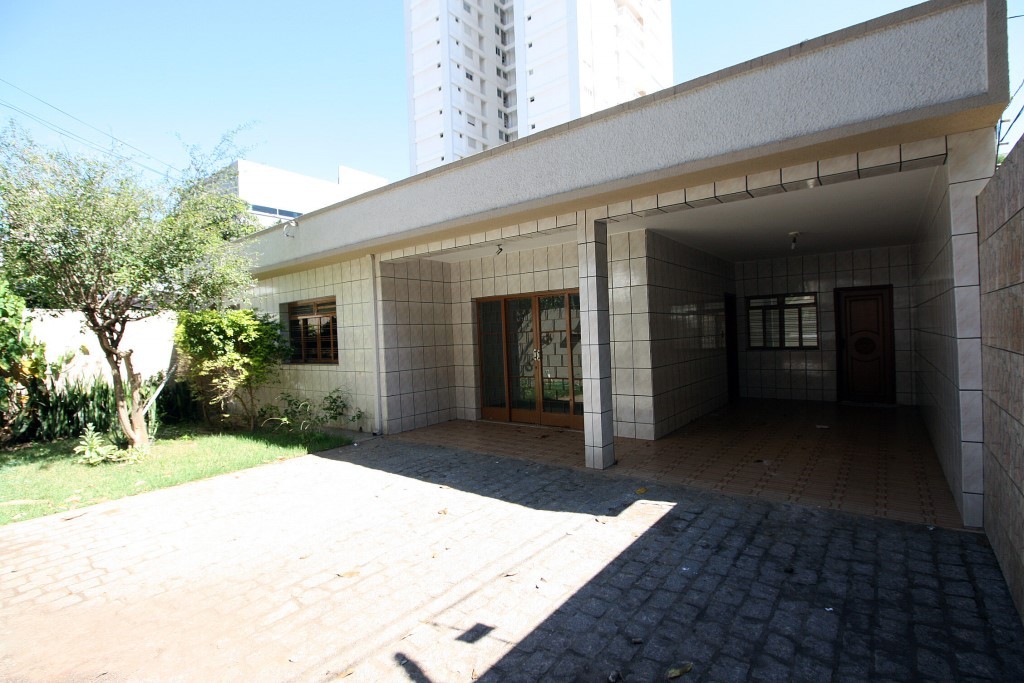Casa para Aluguel 180 m² com 3 quartos