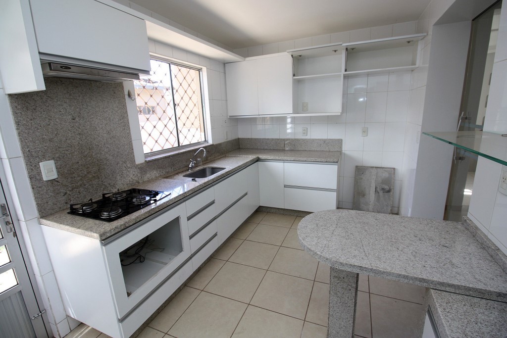 Casa para Aluguel 180 m² com 3 quartos