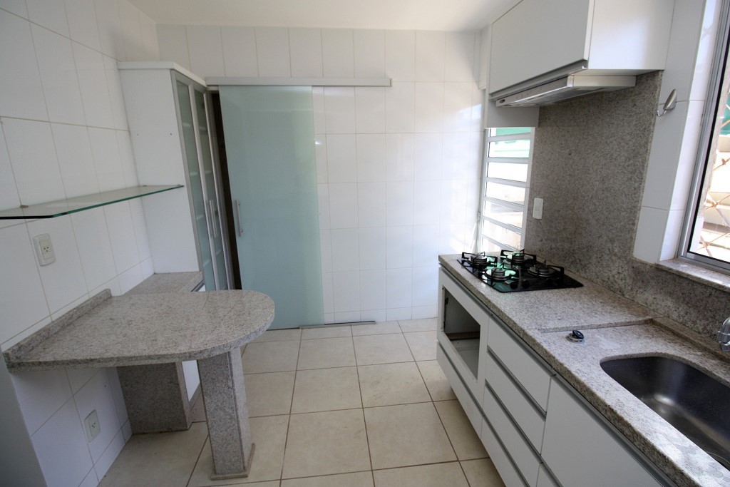 Casa para Aluguel 180 m² com 3 quartos