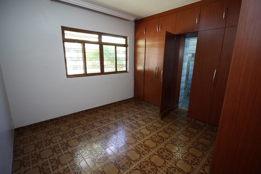 Casa para Aluguel 180 m² com 3 quartos