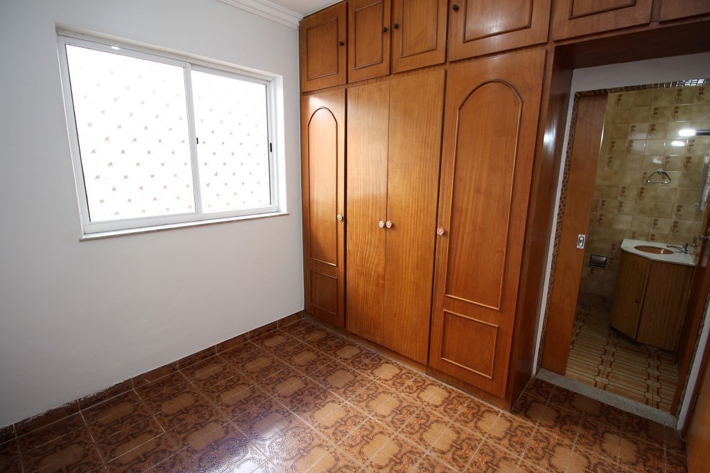 Casa para Aluguel 180 m² com 3 quartos