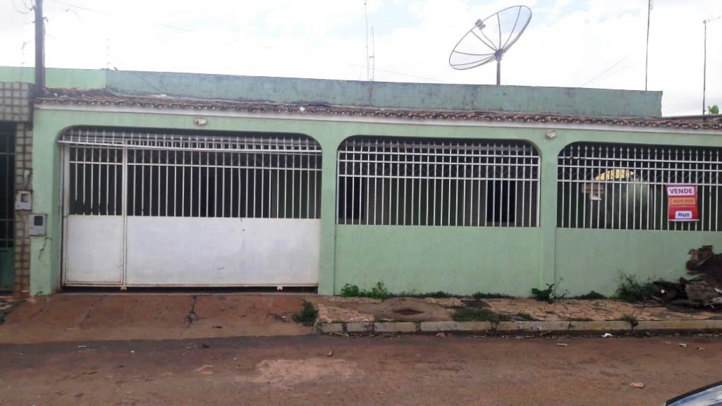 Casa para Venda 242 m² com 4 quartos