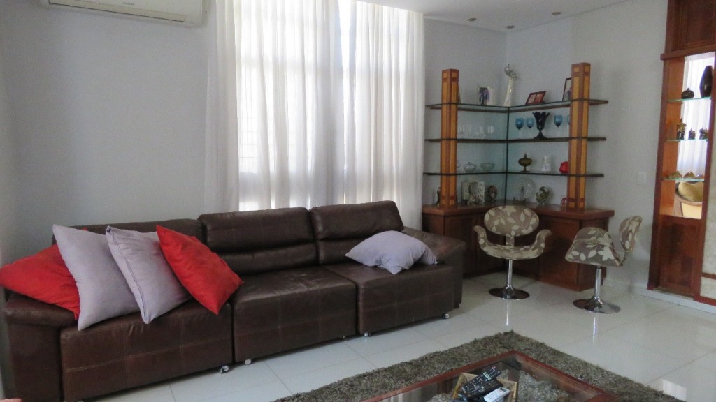 Casa para Venda 406 m² com 5 quartos