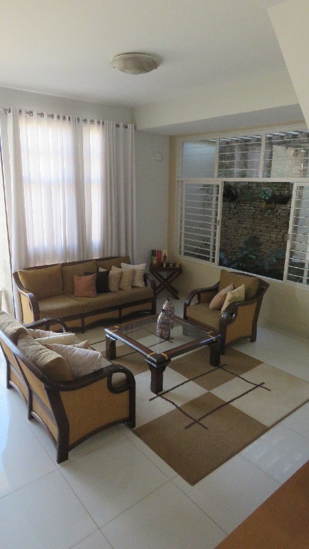Casa para Venda 406 m² com 5 quartos