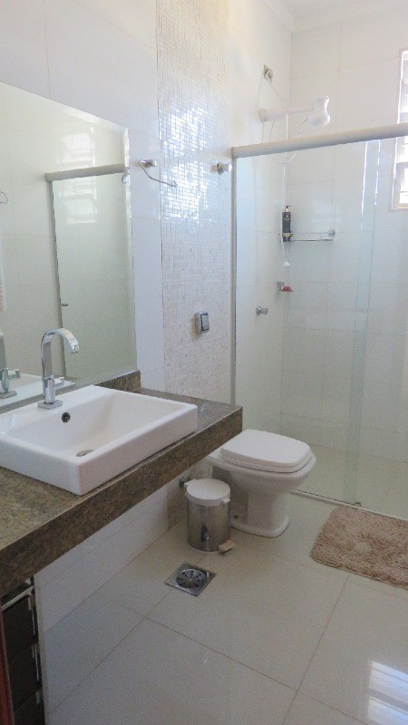 Casa para Venda 406 m² com 5 quartos
