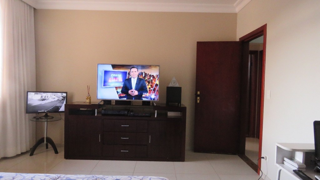 Casa para Venda 406 m² com 5 quartos