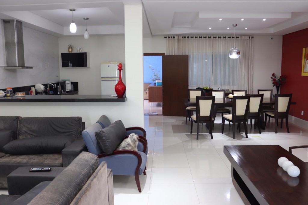 Casa para Venda 200 m² com 2 quartos