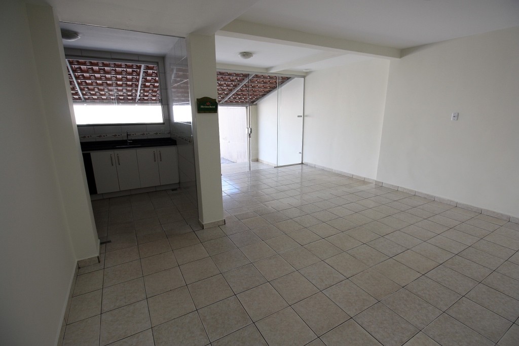 Casa para Aluguel 160 m² com 3 quartos