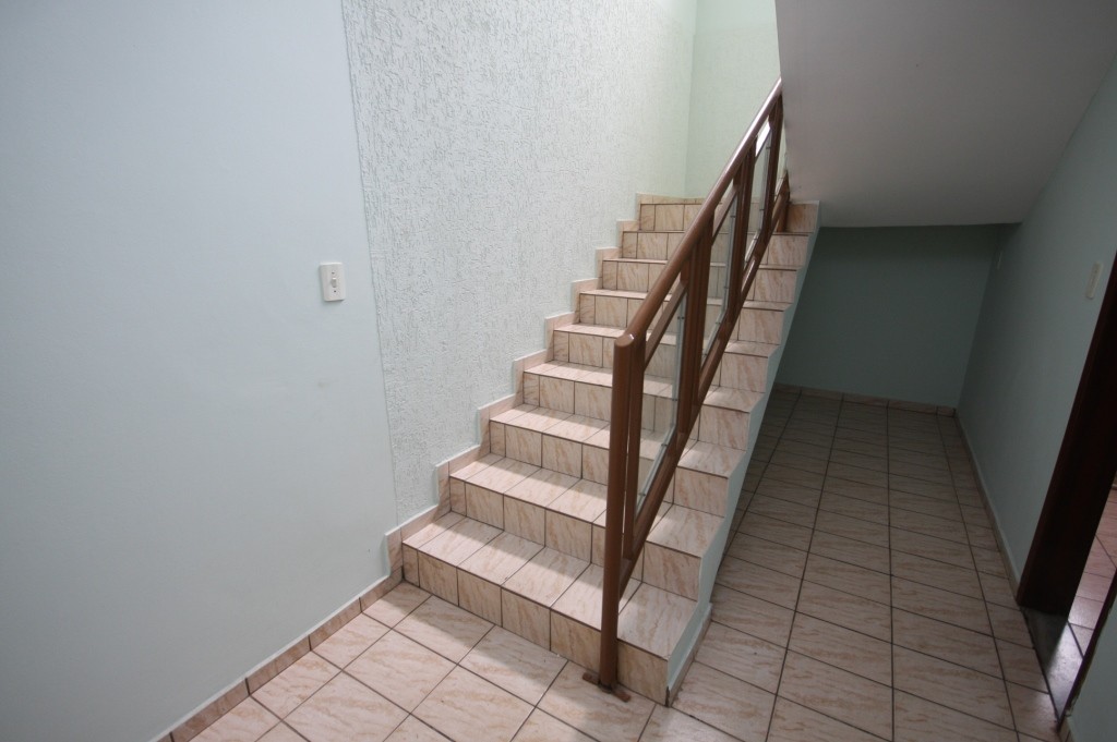 Casa para Aluguel 250 m² com 4 quartos