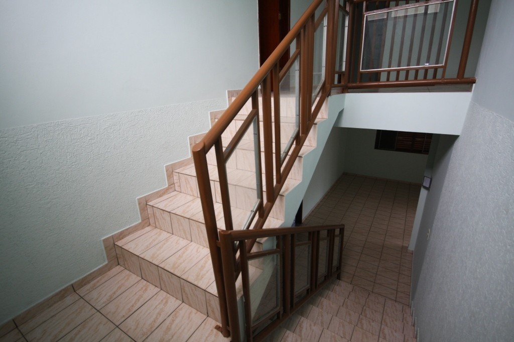 Casa para Aluguel 250 m² com 4 quartos