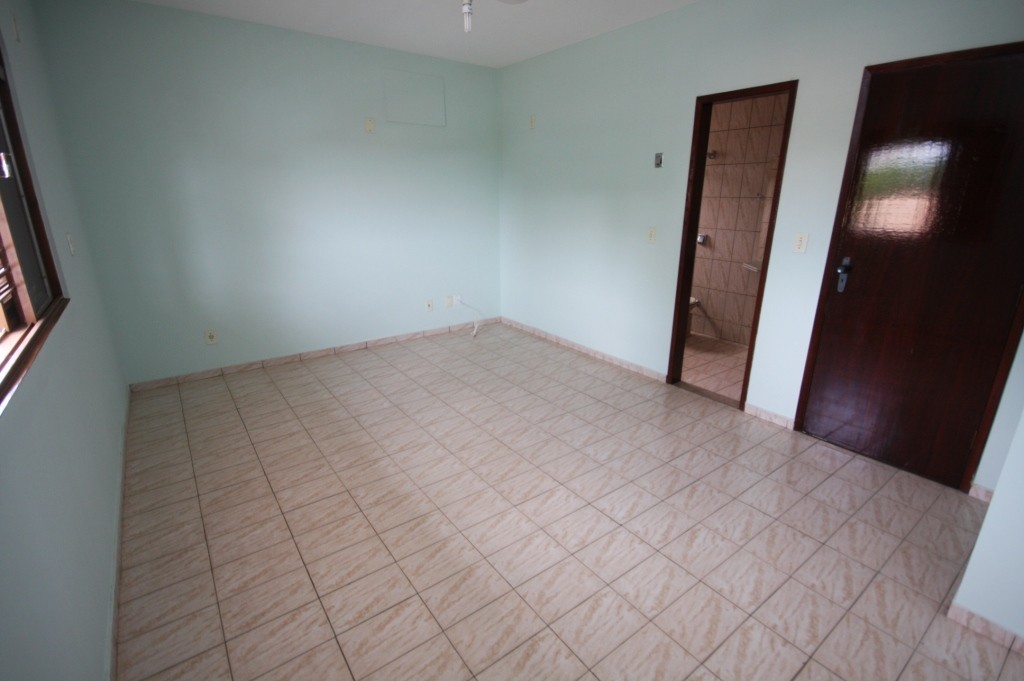 Casa para Aluguel 250 m² com 4 quartos