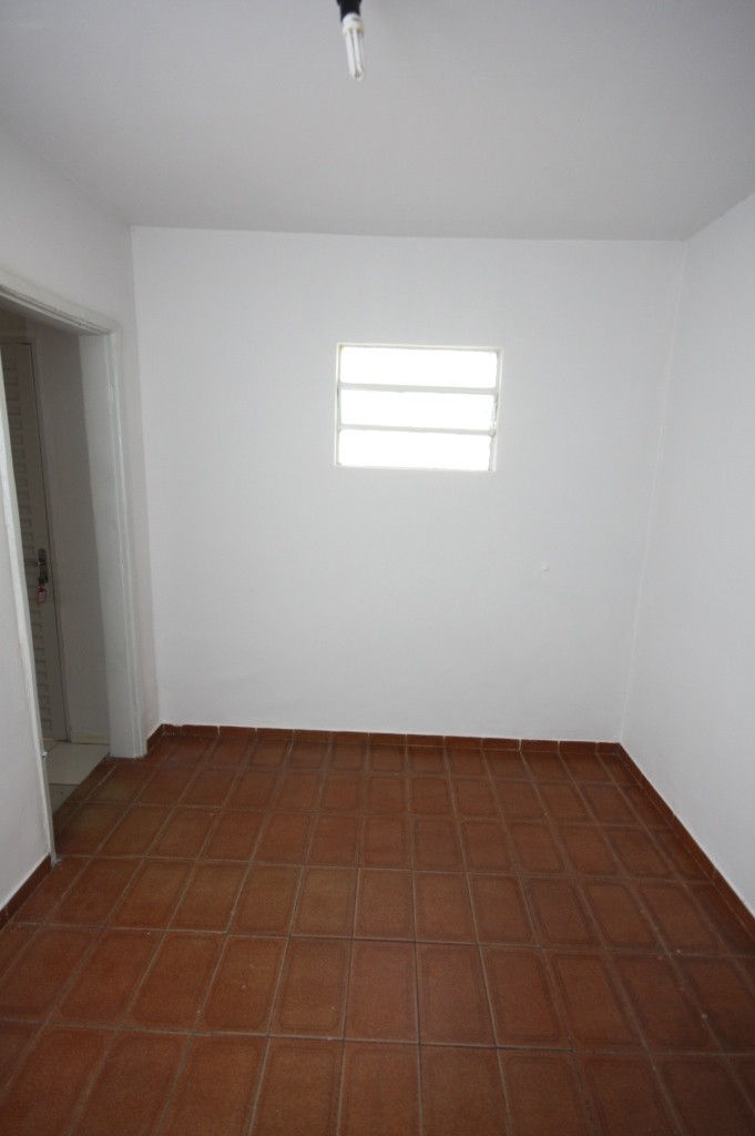 Casa para Aluguel 93 m² com 4 quartos