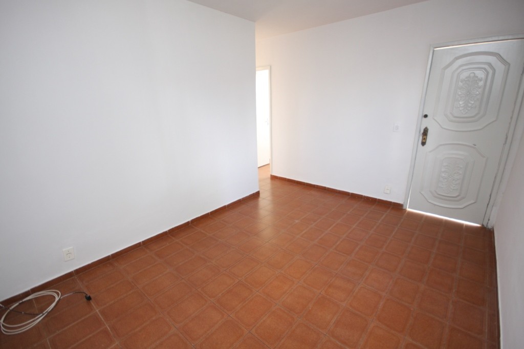 Casa para Aluguel 93 m² com 4 quartos