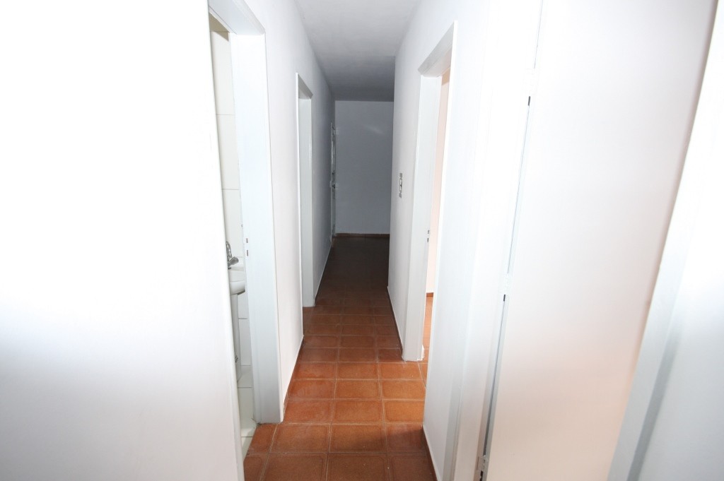 Casa para Aluguel 93 m² com 4 quartos