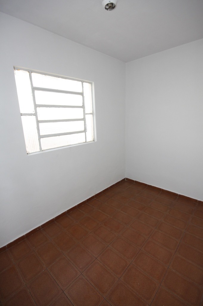Casa para Aluguel 93 m² com 4 quartos
