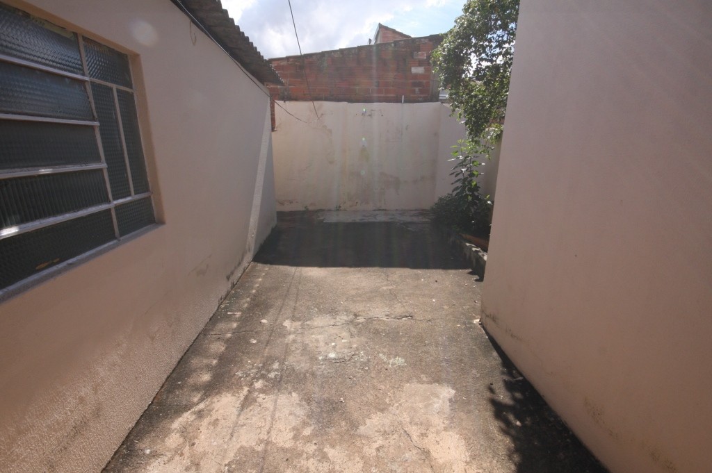 Casa para Aluguel 93 m² com 4 quartos