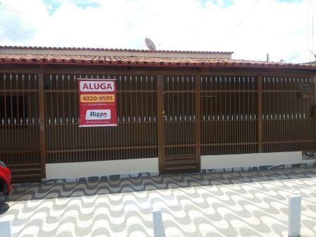Casa para Aluguel 165 m² com 3 quartos