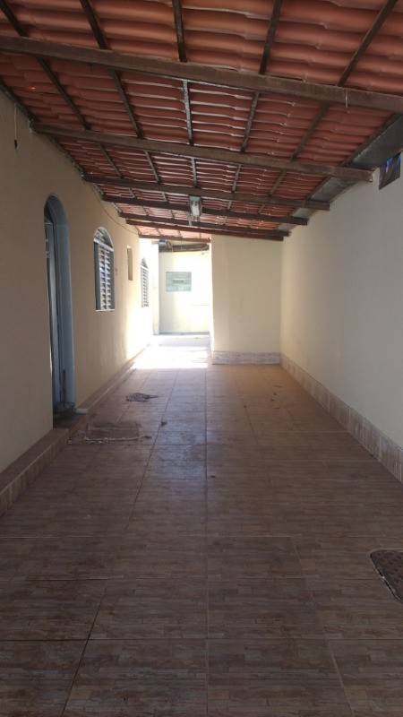Casa para Aluguel 190 m² com 4 quartos