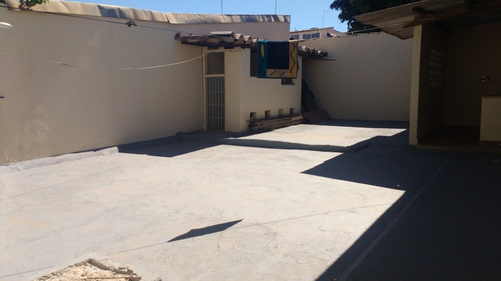 Casa para Aluguel 190 m² com 4 quartos