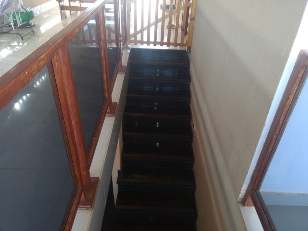 Casa para Venda e aluguel 255 m²