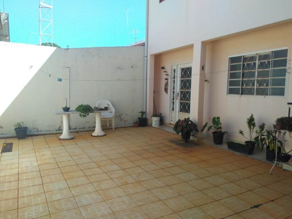 Casa para Venda e aluguel 144 m² com 2 quartos