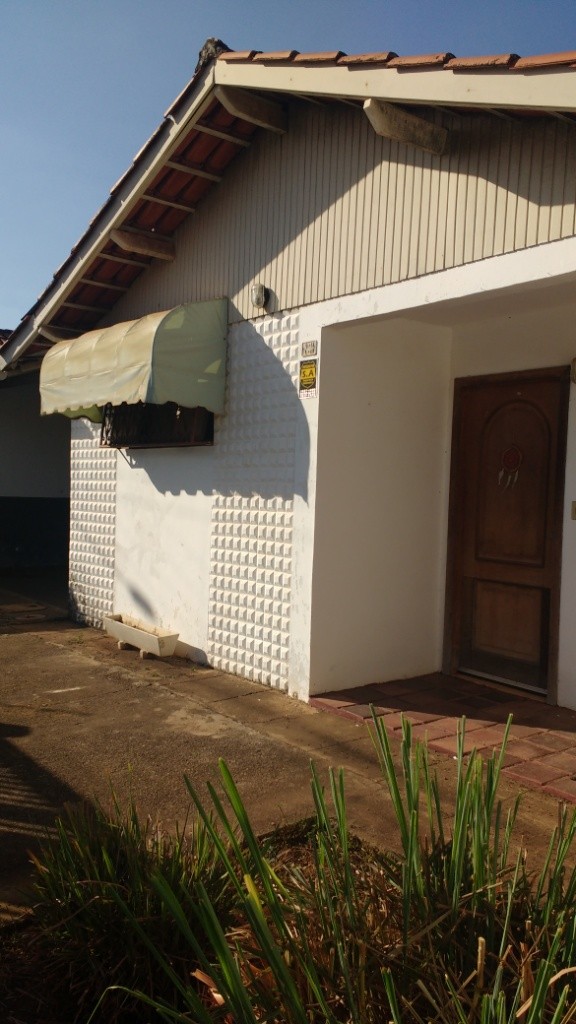 Casa para Venda e aluguel 98 m² com 3 quartos